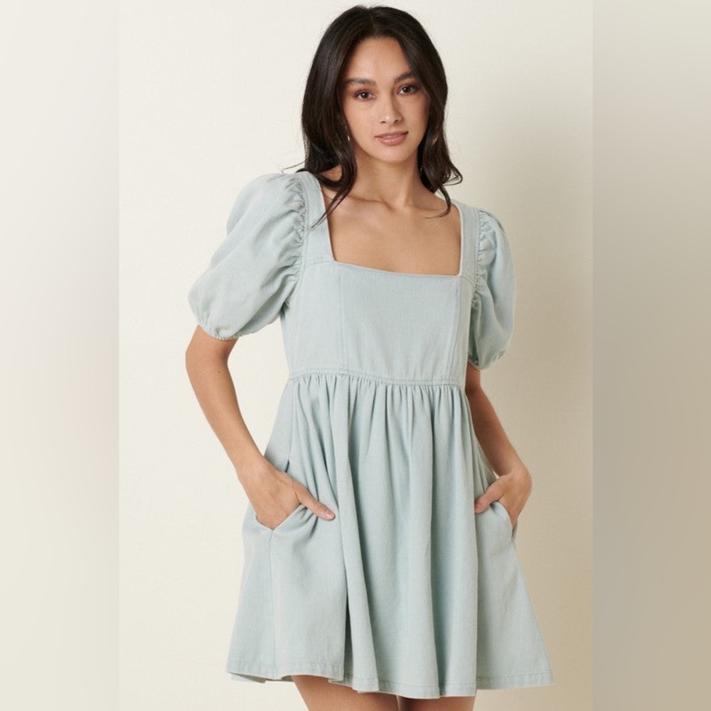 Denim Puff Sleeve BabyDoll Dress in Light Blue/Olive